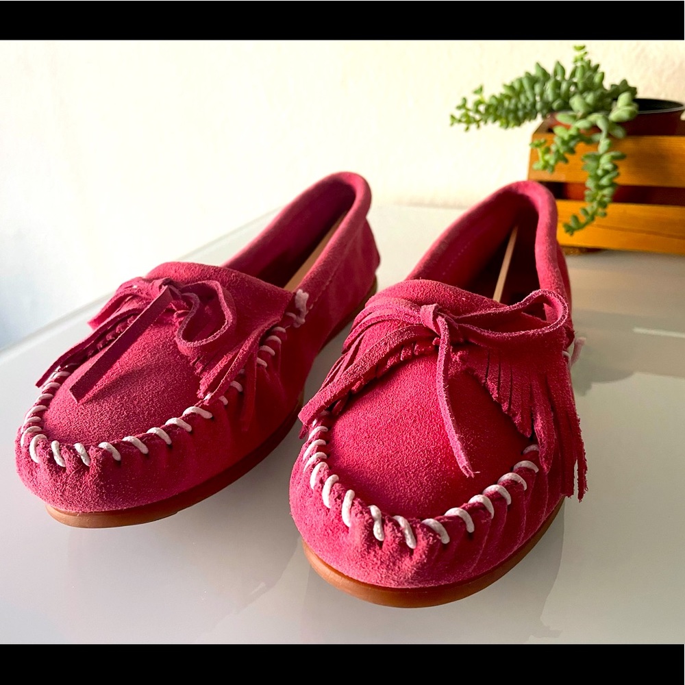 MINNETONKA “Kilty” Moccasins - Hot Pink - Picture 6 of 15